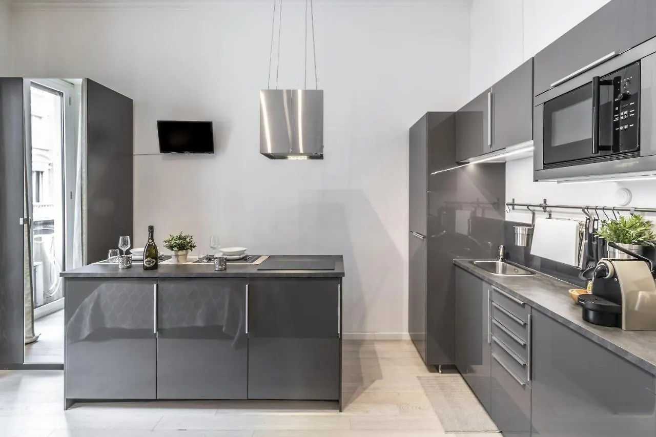 Milanrentals - Tarra Apartment 0*, Milano