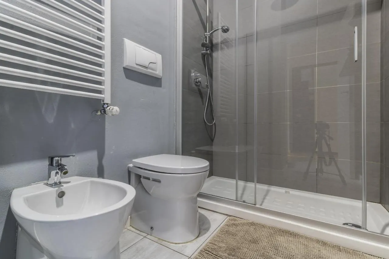 Milanrentals - Tarra Apartment 0*, Milan Italy